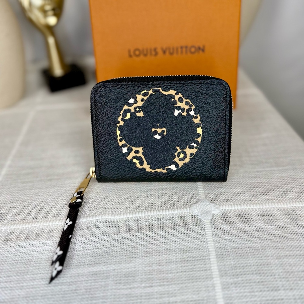 NEW! Louis Vuitton Monogram Giant Jungle Zippy Coin Purse Wallet - Picture 4 of 16